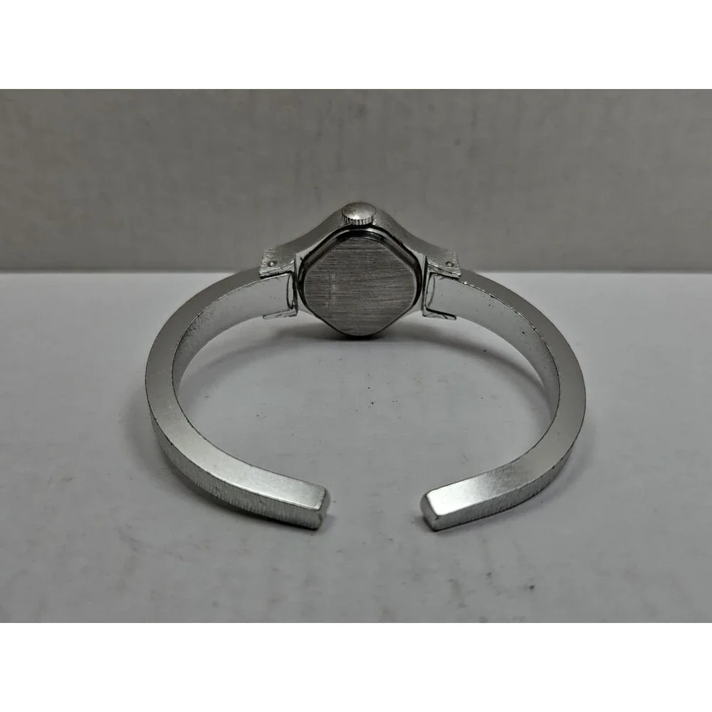 Vintage Timex Womens Textured Aluminum Manual Wind Silver Watch Cuff Unique